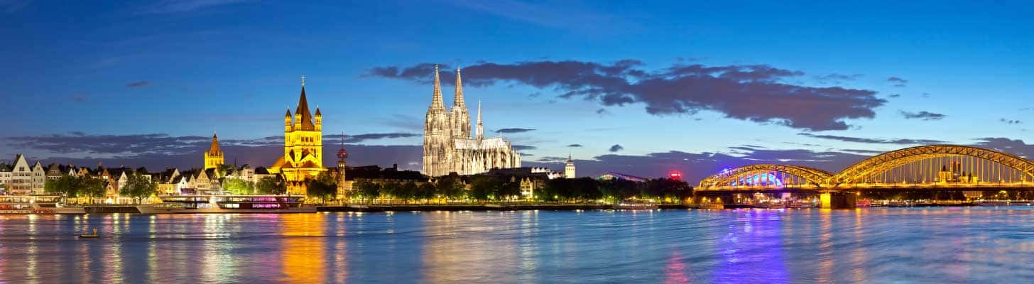 Cologne skyline at night