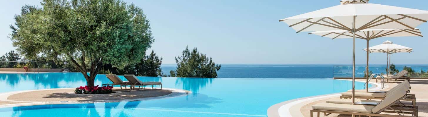 Infinity pool at the Ikos Olivia Corfu