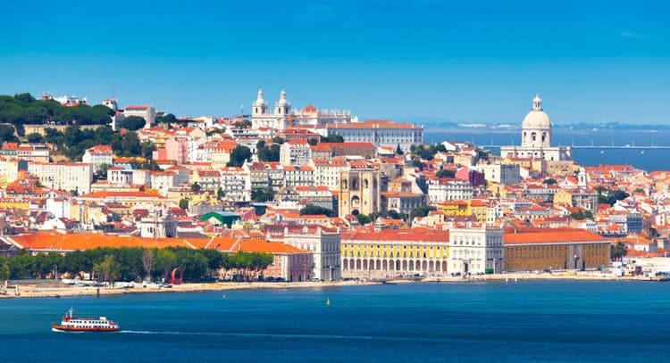 Panoramic view of the shoreline in Lisbon