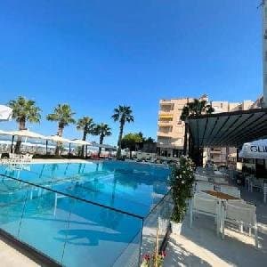 Blue Marine Hotel, Kavaje