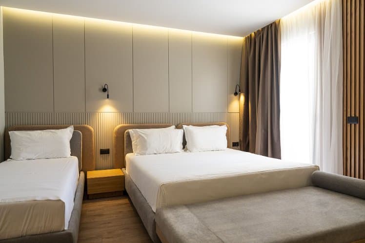 Henry Resort & Spa, Kavaje