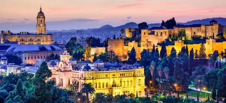 Holidays2Malaga Suites Apartments, Costa Del Sol