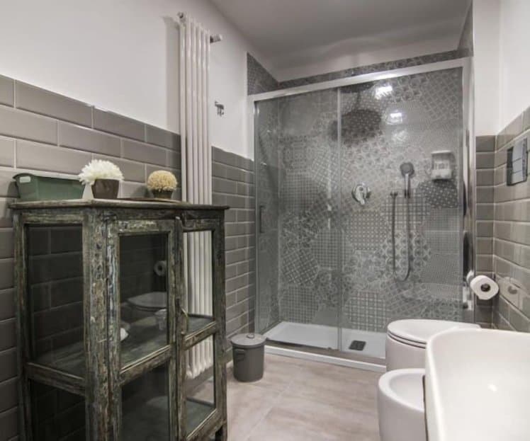 Ad Hoc Rooms, Palermo