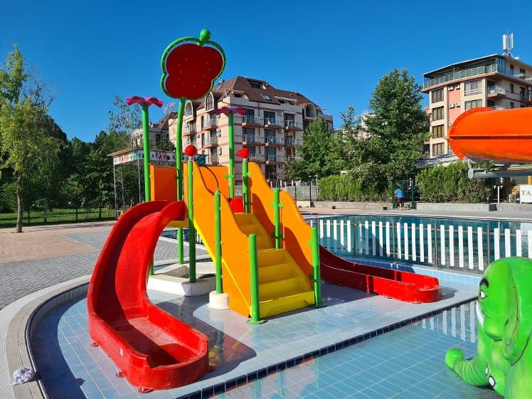 Tarsis, Bourgas