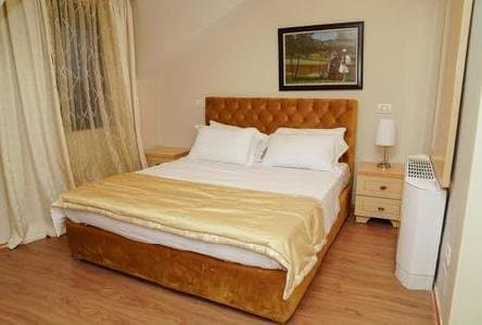 Vila Arber Hotel, Kavaje