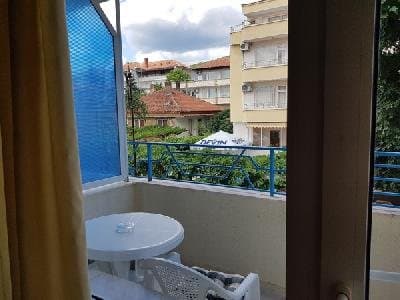 Larisa 1and 2, Bourgas
