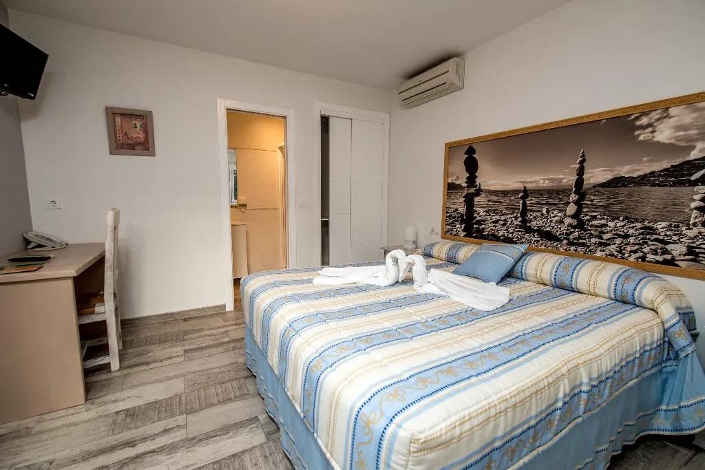 DOUBLE SINGLE USE STANDARD Room, Hotel Restaurante La Torre, Costa De La Luz
