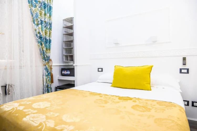 DOUBLE ECONOMY Room, Locanda Parlamento, Rome