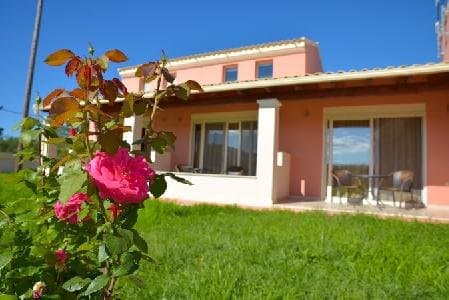 Megali Luxuries, Corfu