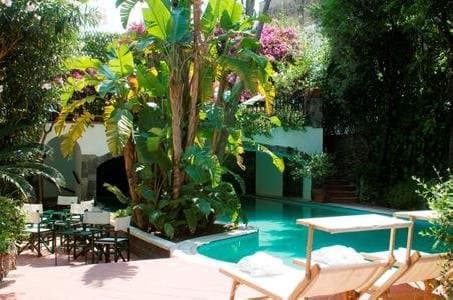 La Villarosa Terme, Naples