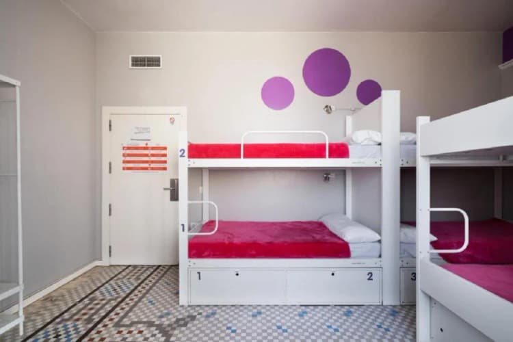 Bed in dormitory CAPACITY 6 Room, Purple Nest, Valencia
