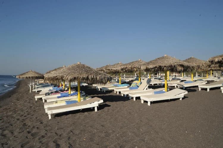 Beach, Perissa Bay, Santorini