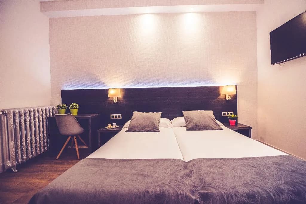 DOUBLE STANDARD Room, Marlasca, Madrid