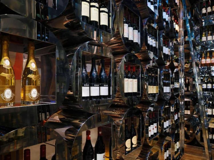 Bar, Movenpick Hotel Jumeirah Beach, Dubai