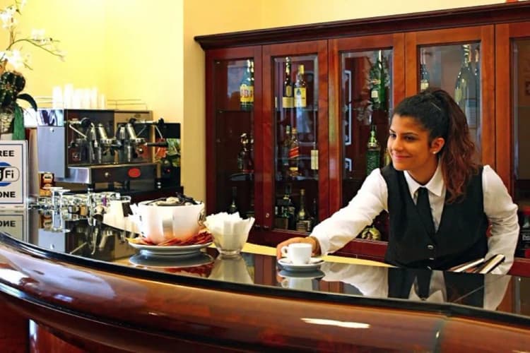 Bar, Le Cheminee Business Hotel, Naples