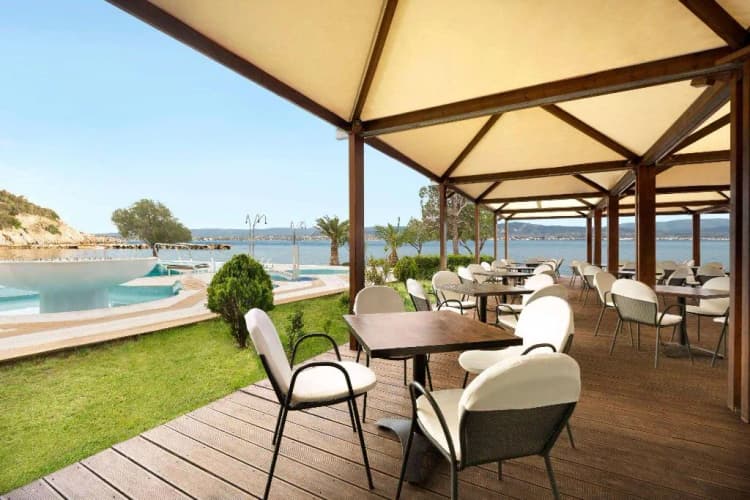 Bar, Ramada by Wyndham Loutraki Poseidon Resort, Kalamata