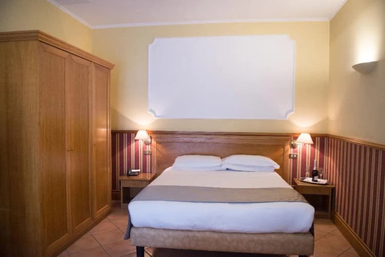 DOUBLE STANDARD Room, Leopardi Napoli, Naples