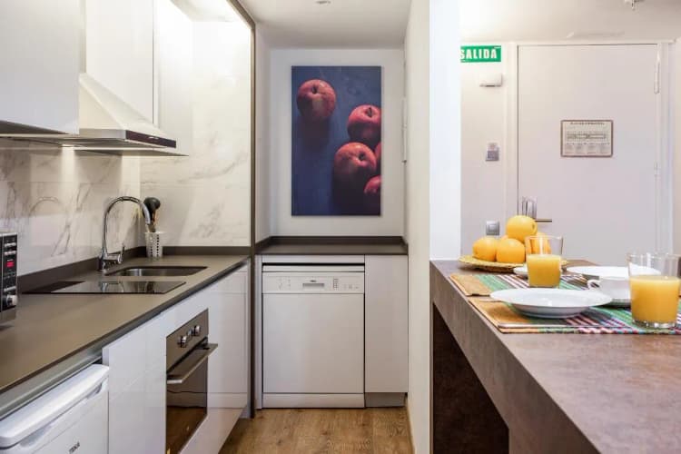 APARTMENT ONE BEDROOM Room, Pierre & Vacances Madrid Aptos Eurobuilding 2, Madrid