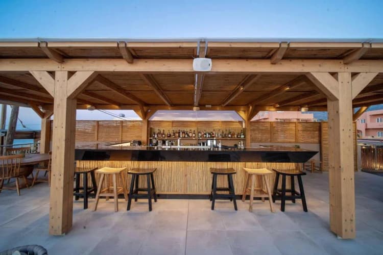 Bar, High Beach White, Crete