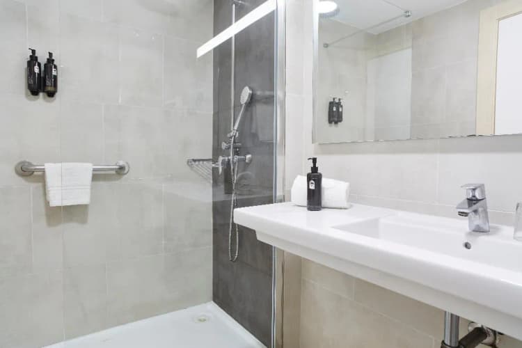 DOUBLE PREMIUM Room, Invisa Hotel Club Cala Blanca, Ibiza