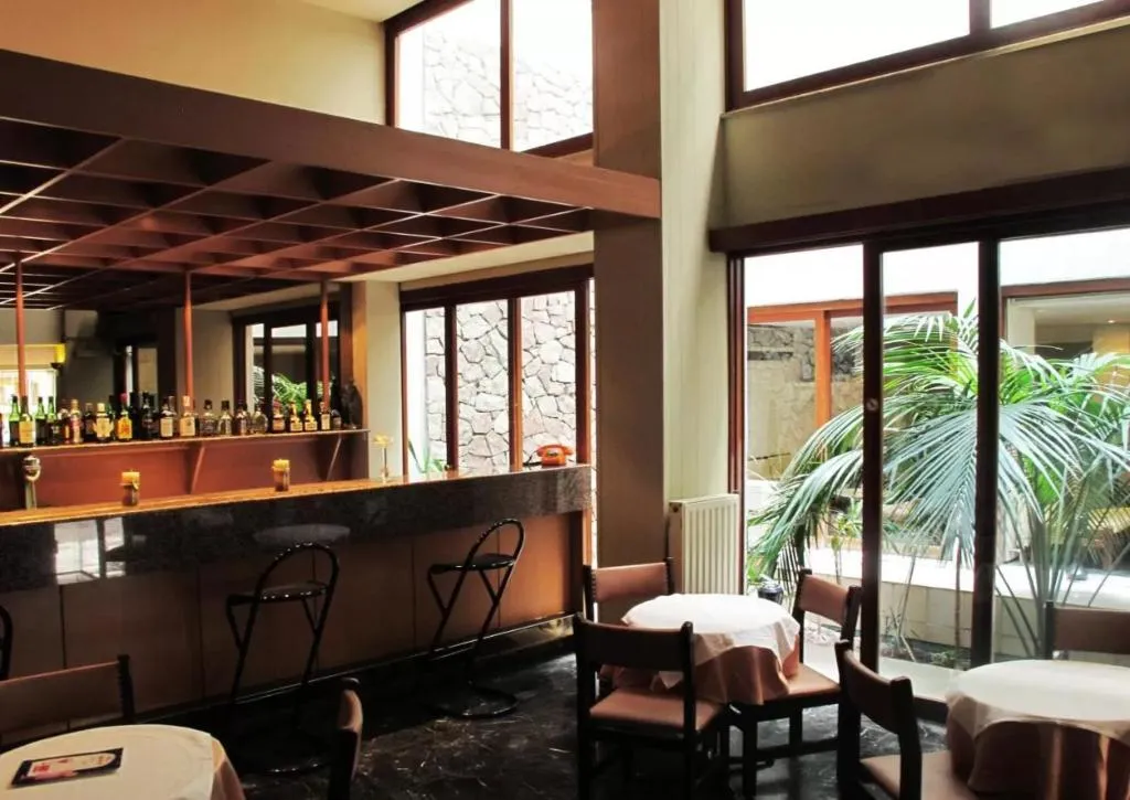 Bar, El Greco Hotel, Crete