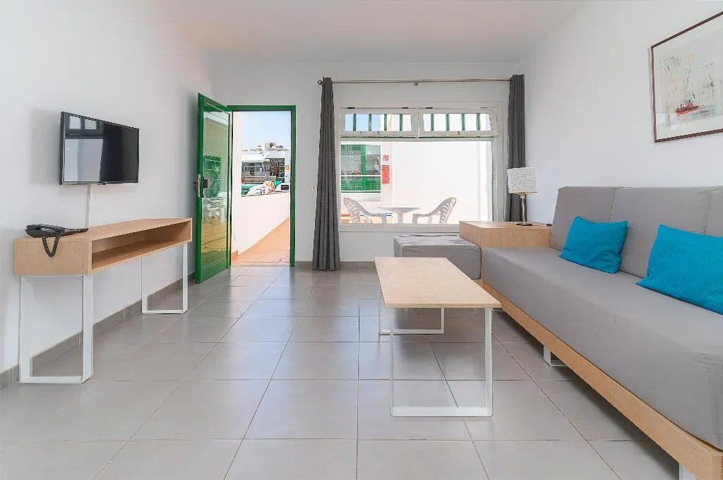 APARTMENT CAPACITY 3 ONE BEDROOM Room, Elena Apartamentos, Lanzarote