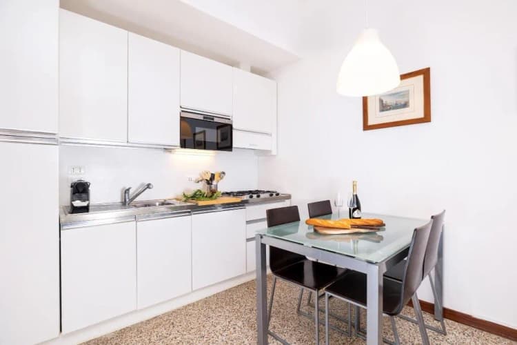 APARTMENT QUEEN BED NON SMOKING Room, Residence Ca' Foscolo, Venice