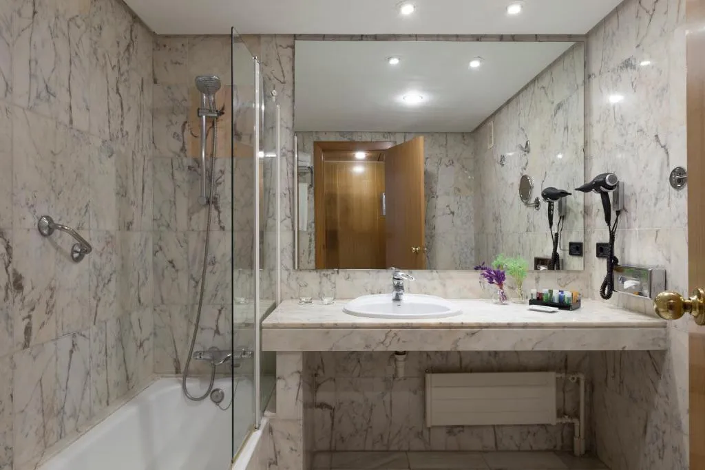 APARTMENT CAPACITY 1 Room, URH Ciutat de Mataró, Barcelona