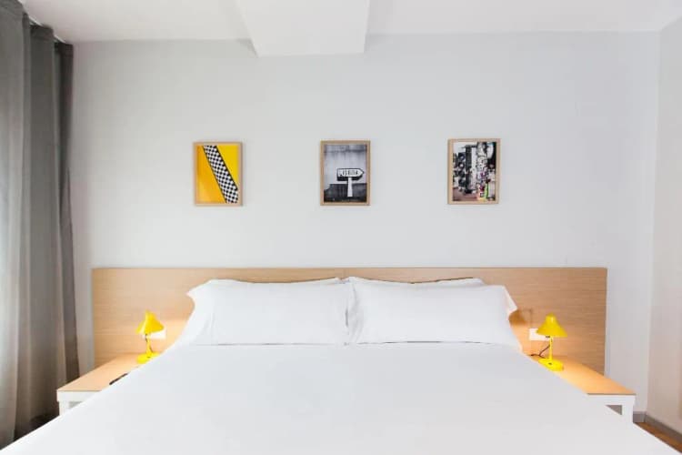 APARTMENT CAPACITY 2 Room, Valenciaflats Ciudad de las Ciencias, Valencia