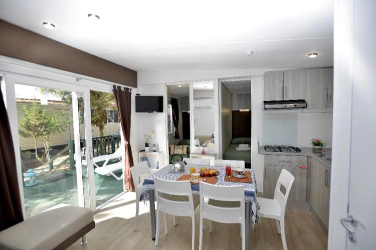 APARTMENT THREE BEDROOMS TWO BATHROOMS Room, Torre Del Porticciolo Camping - Village - Gampling, Alghero
