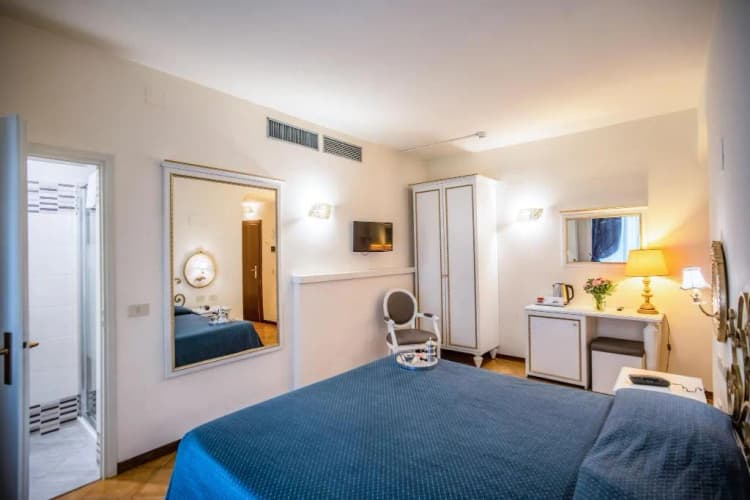 DOUBLE STANDARD Room, Martelli, Florence