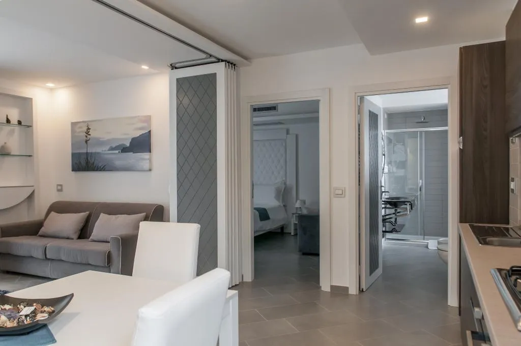 APARTMENT SUPERIOR ONE BEDROOM Room, Tasso Suites, Naples