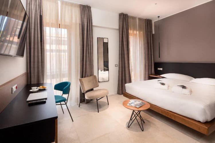 DOUBLE BUSINESS Room, The Corner Duomo Hotel, Naples