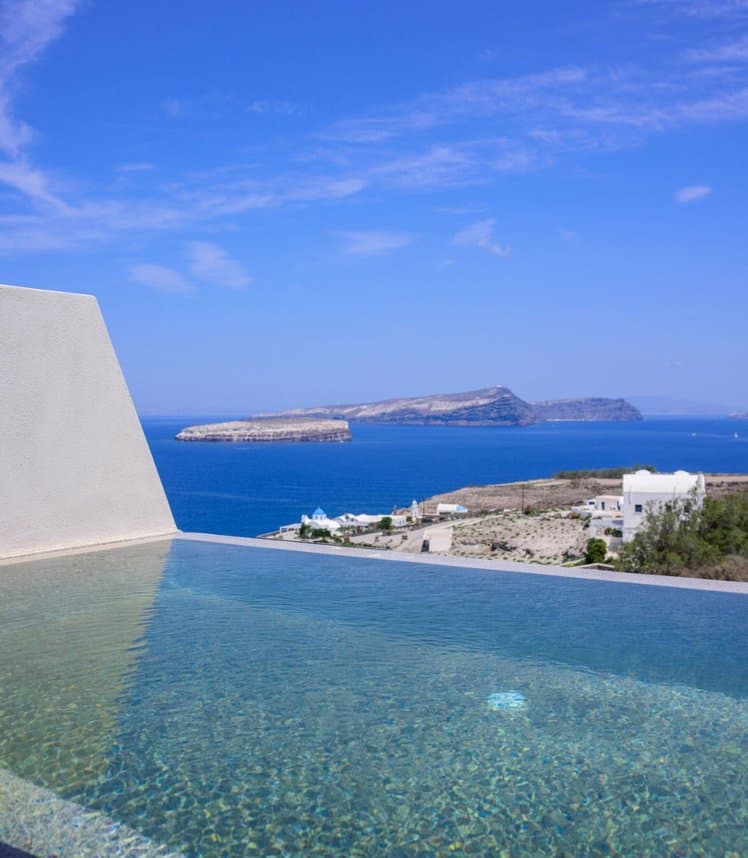 11 11 By Potnia Theron Suites, Santorini