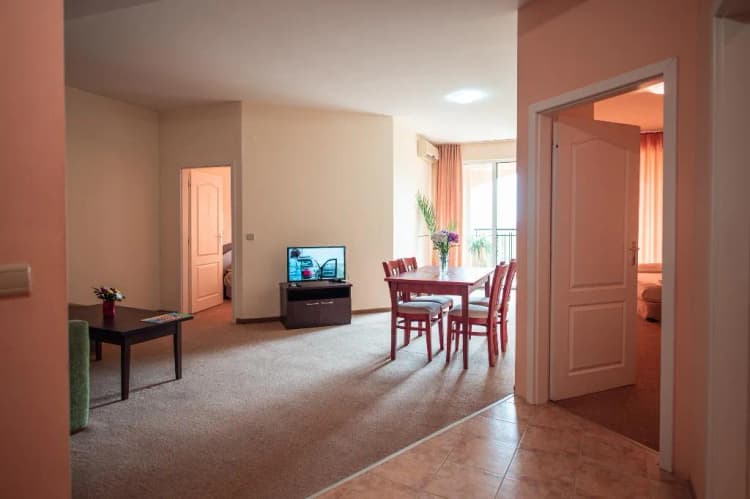APARTMENT TWO BEDROOMS Room, Paradise Green Park, Varna
