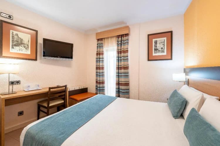 Double or Twin STANDARD Room, Ballesta, Madrid