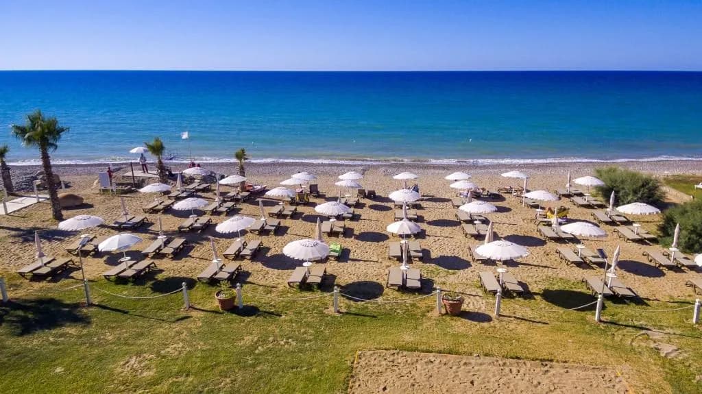 Beach, Mclub Acacia Resort, Palermo