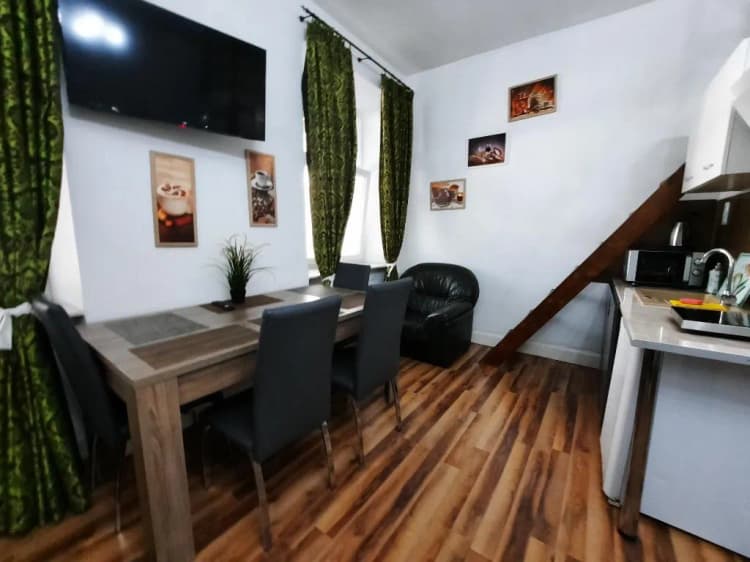 APARTMENT CLASSIC CITY VIEW Room, Lorf Hostel&Coffee, Krakow