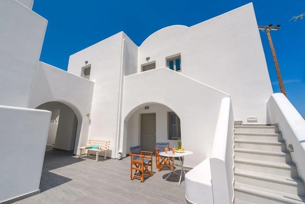 General view, Casa Iphigenia, Santorini