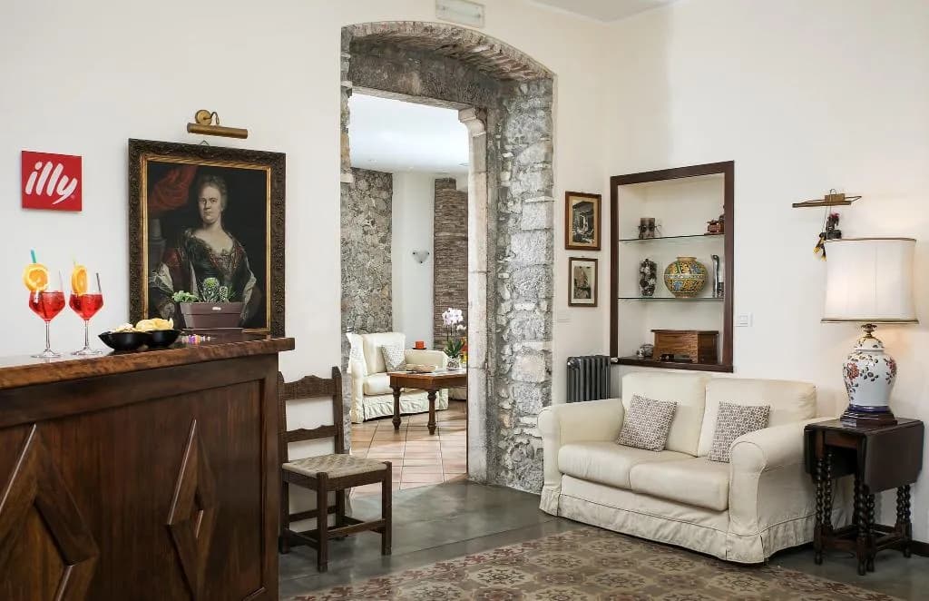Bar, La Pensione Svizzera, Taormina