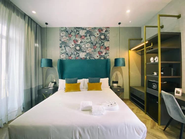 DOUBLE STANDARD Room, Soho Boutique Sevilla, Seville