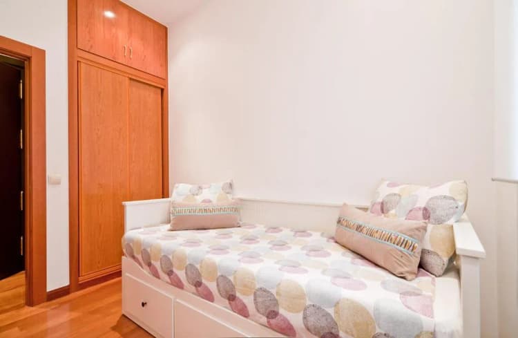 APARTMENT CAPACITY 4 Room, Smartr Madrid Atocha, Madrid