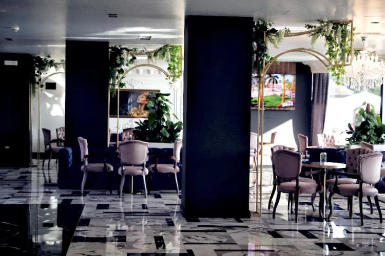 Bar, Luxury Premium Finese, Durres
