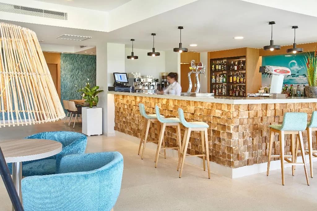 Bar, Universal Hotel Castell Royal, Majorca