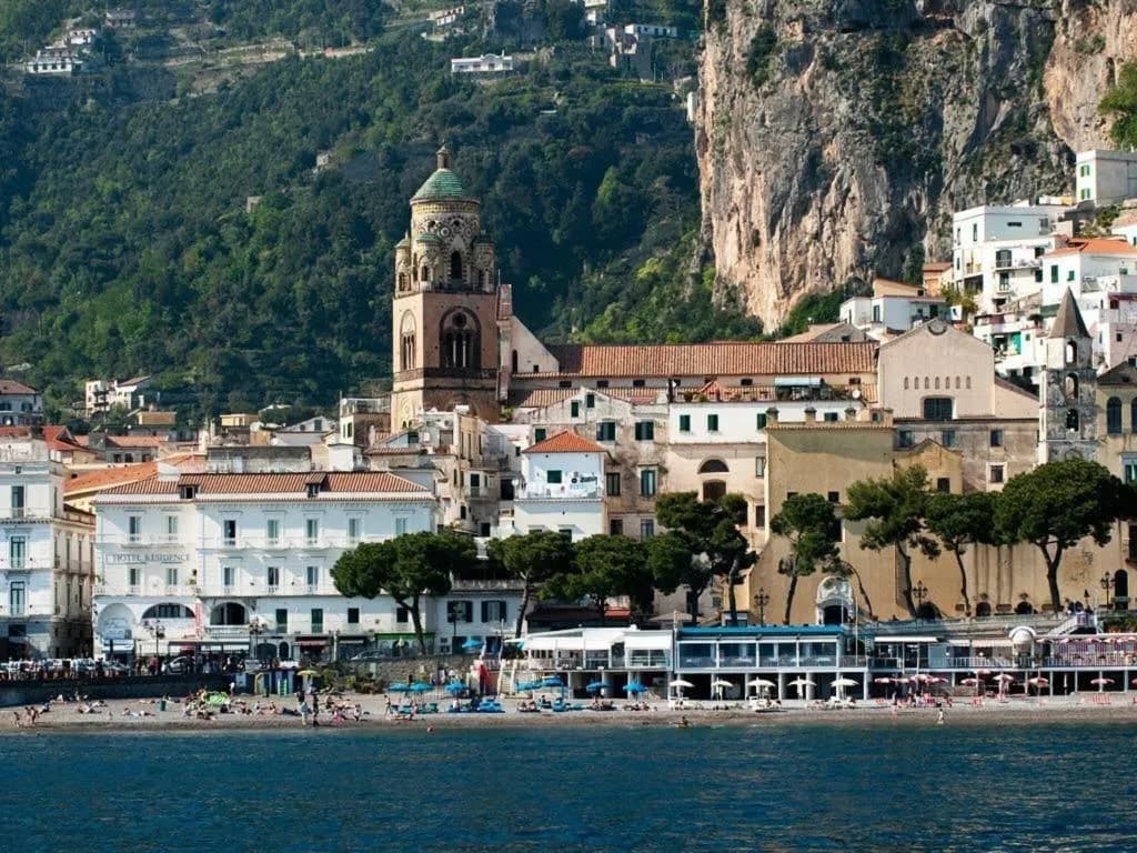 Beach, Hotel Residence Amalfi, Naples