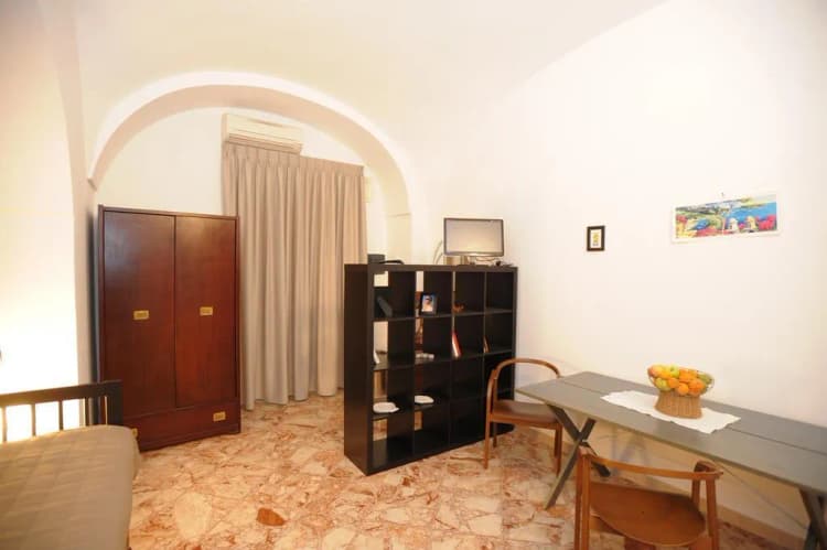 General view, B&B Camere Con Vista, Naples