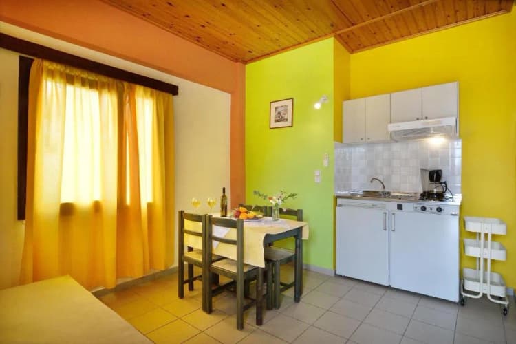 APARTMENT CLASSIC Room, Mythos Platanias, Crete