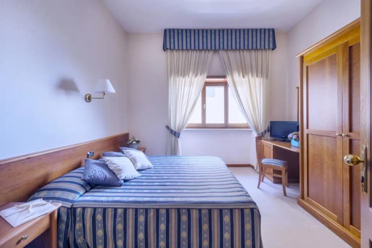 DOUBLE COMFORT Room, Astura Palace, Rome