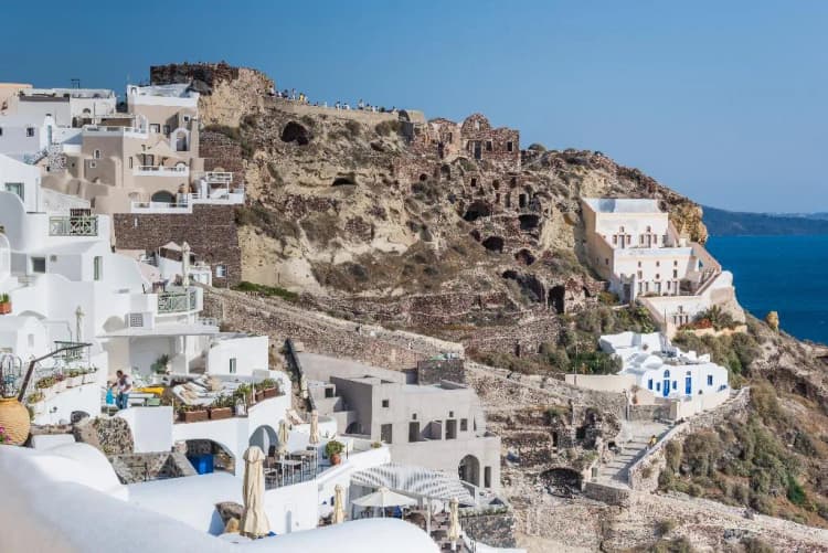 General view, Hyperion Oia Suites, Santorini