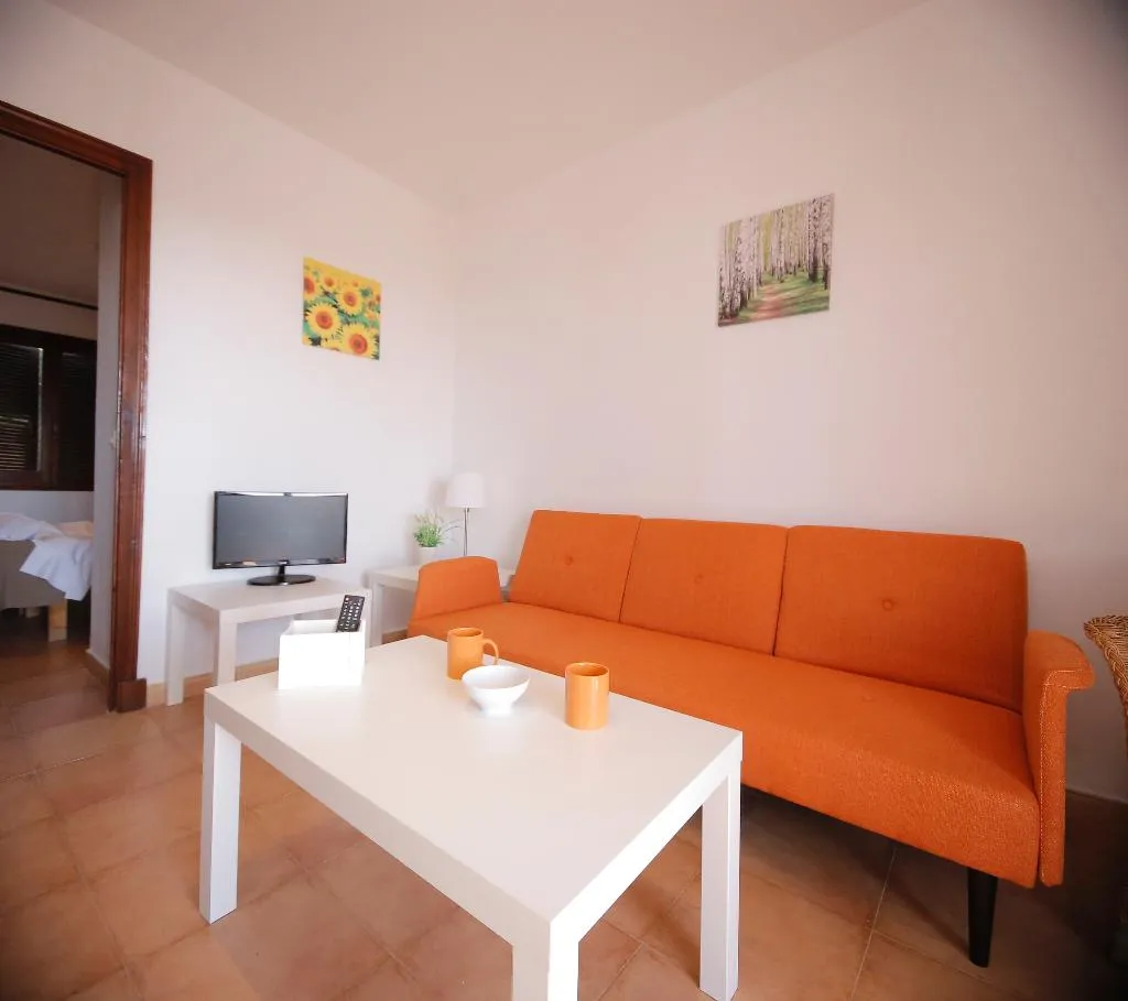APARTMENT CAPACITY 1 ONE BEDROOM Room, Binibeca Mar, Menorca